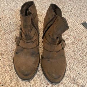 Nicole all leather booties. All Leather. G